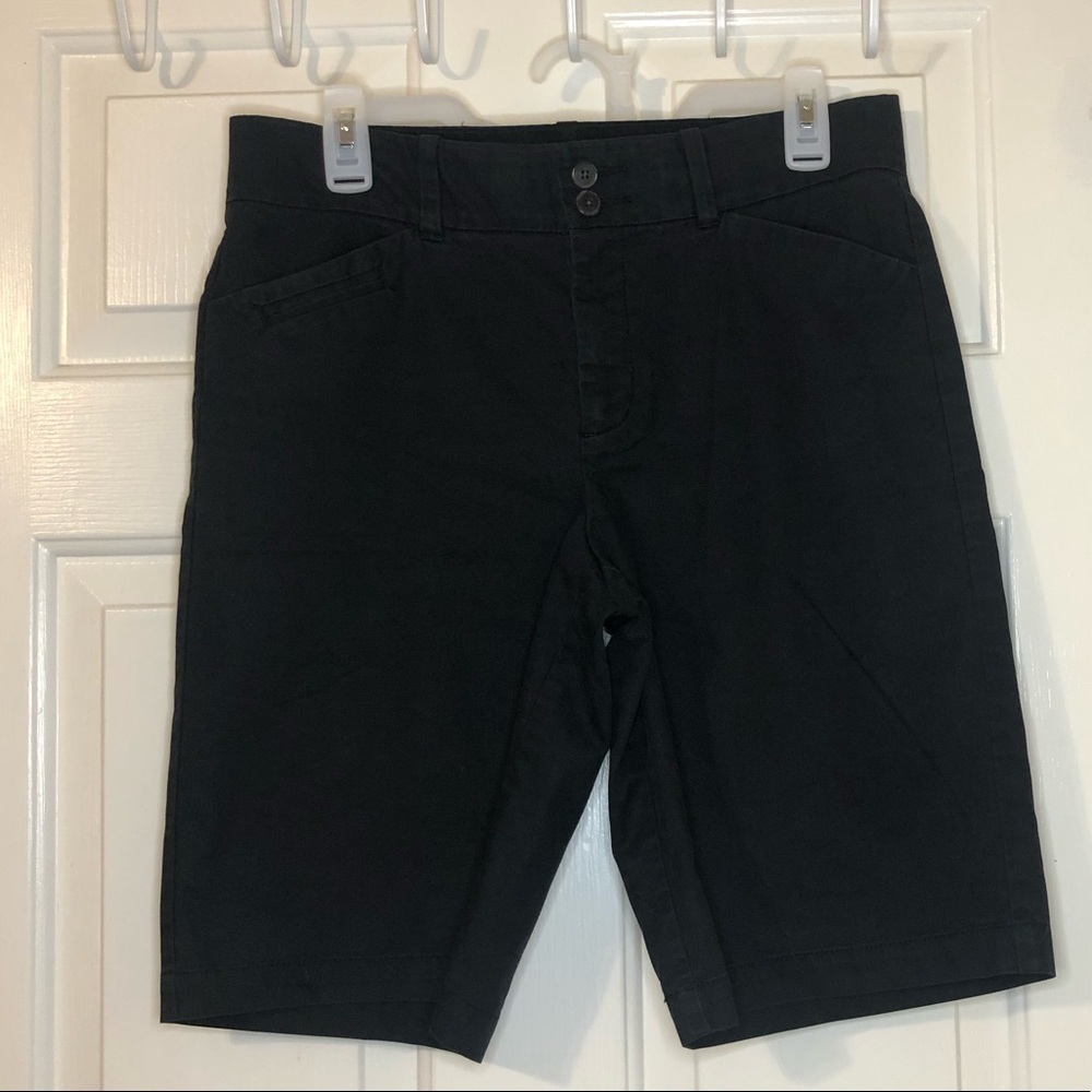 𝅺DOCKERS Black Womens Shorts with Elastane Waist Size 10